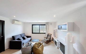 Property slide 34