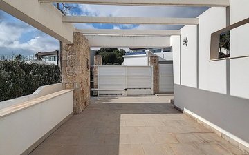 Property slide 48