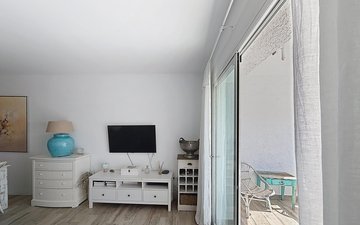 Property slide 33