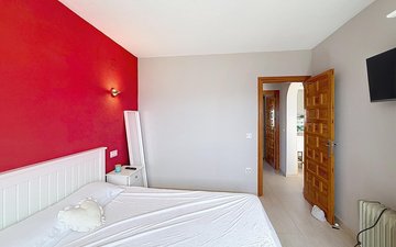Property slide 20