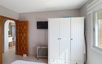 Property slide 22