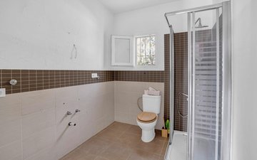 Property slide 15