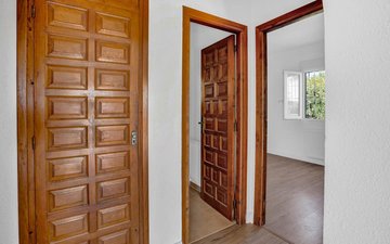 Property slide 17