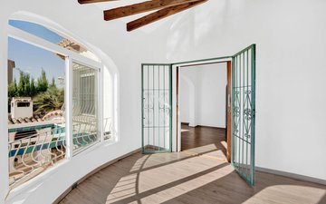Property slide 4