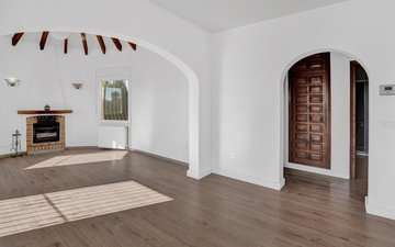 Property slide 7