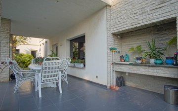 Property slide 38