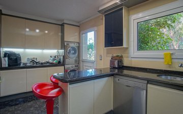Property slide 5
