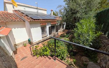 Property slide 29