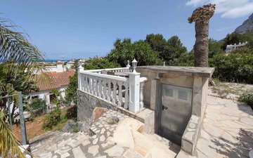 Property slide 41