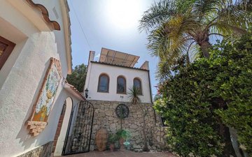 Property slide 46