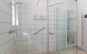 Property slide 25