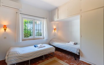 Property slide 33
