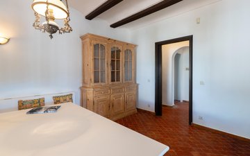 Property slide 34
