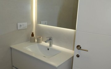Property slide 18