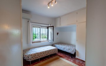 Property slide 14