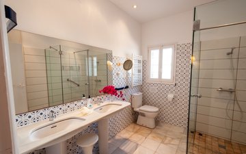 Property slide 20