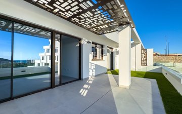 Property slide 21