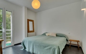Property slide 23