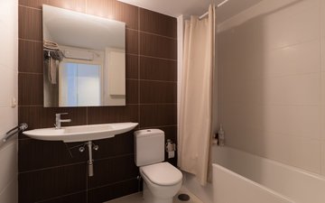 Property slide 20