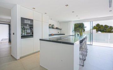 Property slide 22