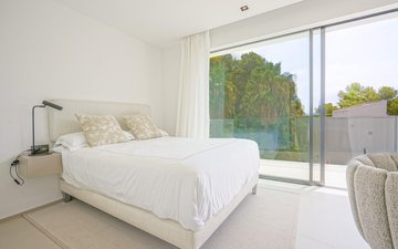 Property slide 35