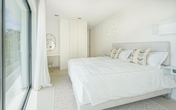Property slide 36