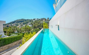 Property slide 50