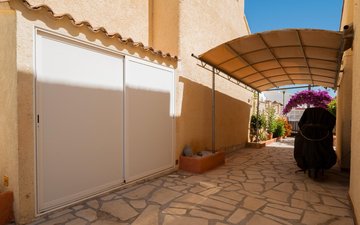Property slide 21