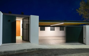 Property slide 40