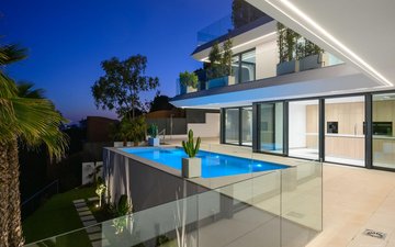 Property slide 42