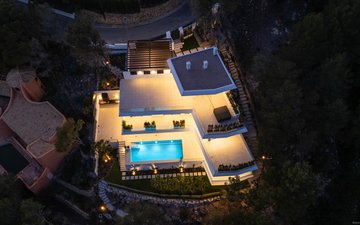 Property slide 50