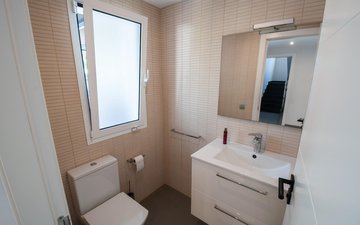 Property slide 33