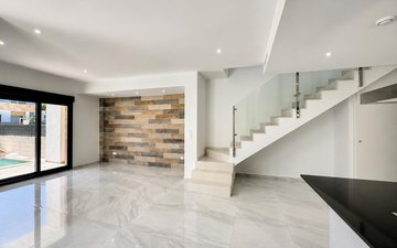 Property slide 31
