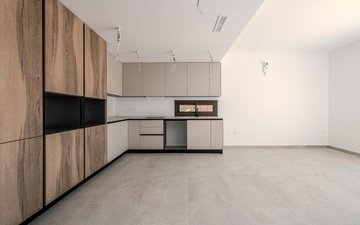 Property slide 7