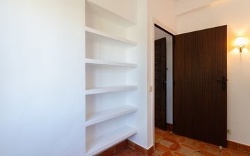 Property slide 40