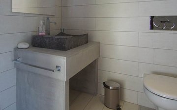 Property slide 23