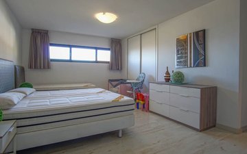 Property slide 43