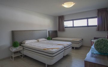Property slide 46