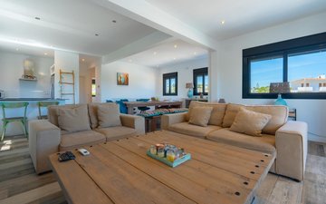 Property slide 16