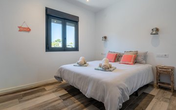Property slide 31