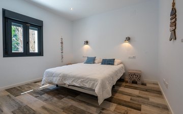 Property slide 42