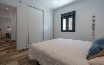 Property slide 43