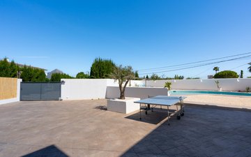 Property slide 62