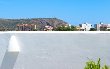 Property slide 72