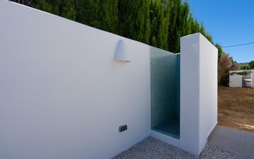 Property slide 77