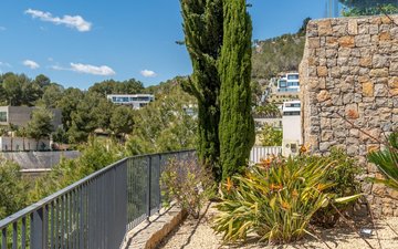 Property slide 58