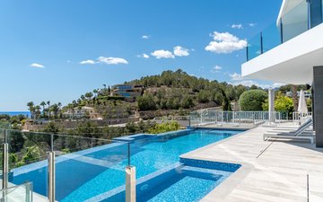 Property slide 62