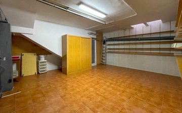Property slide 23