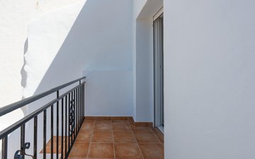 Property slide 16