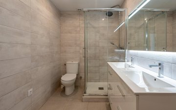 Property slide 19